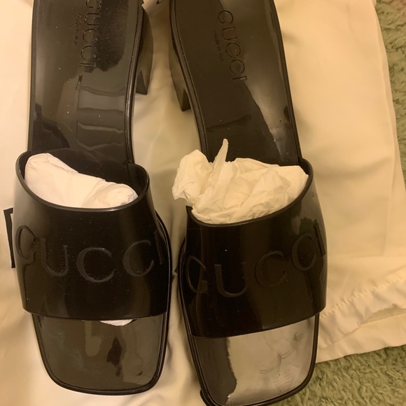 Gucci Platform Slides - Picture 1 of 5